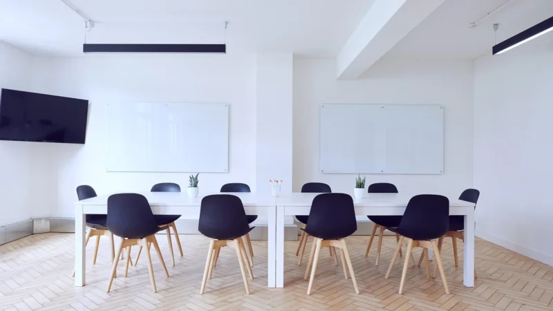 Integracja systemów AV i IT w nowoczesnych środowiskach pracy
