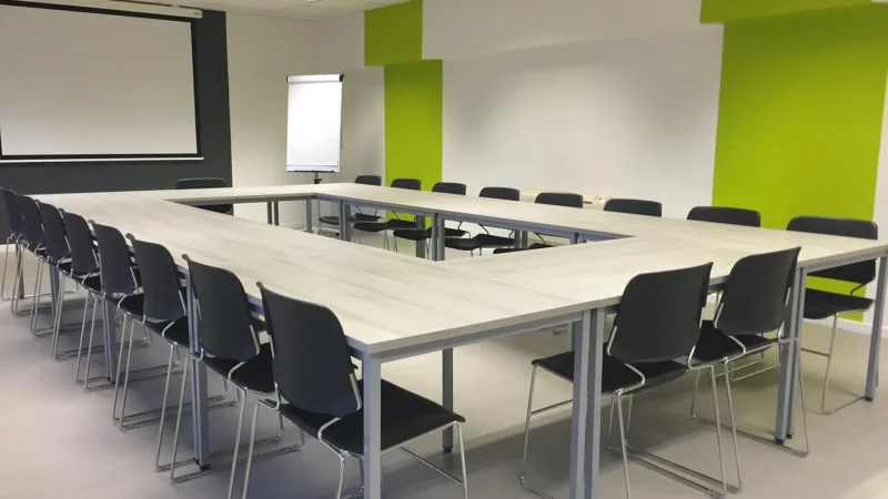 Nowoczesne Sale Konferencyjne – Przestrzeń dla Twojego Biznesu