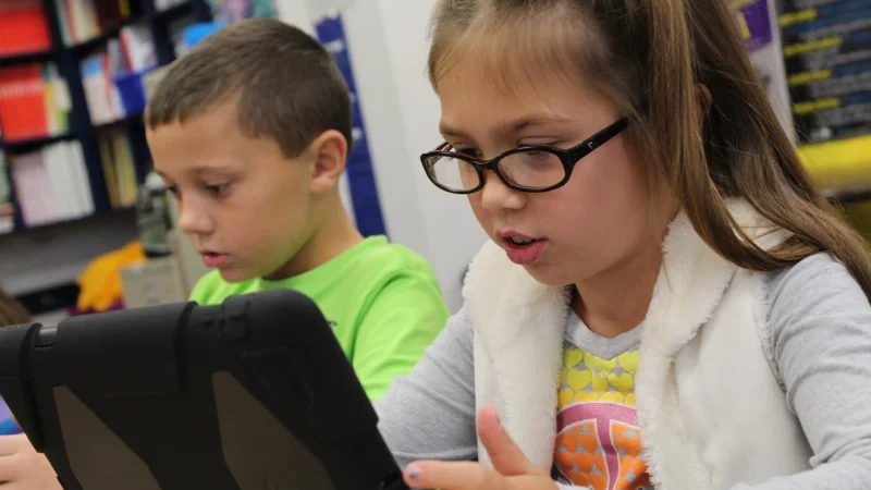 Nowoczesne technologie w edukacji: wyzwania i możliwości